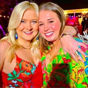 Meet your Posher, Courtney